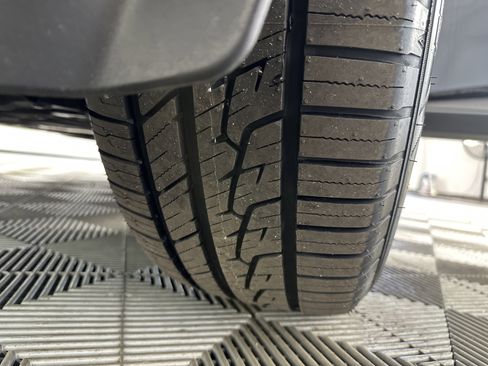 Certified 2025 Nissan Rogue SV w/ SV Premium Package image 12