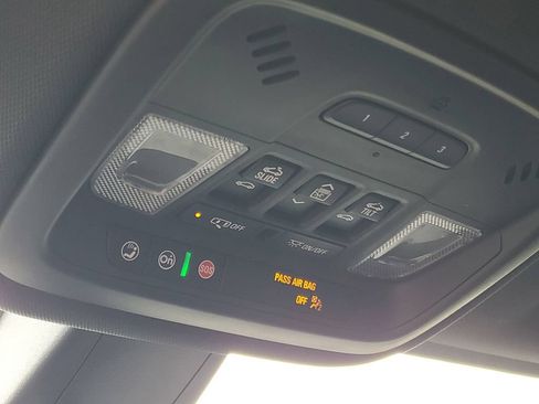 Certified 2023 Chevrolet Traverse RS AWD/4WD image 23