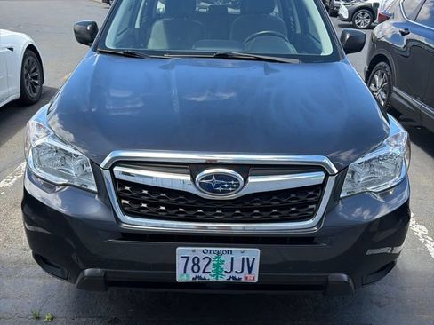 Used 2016 Subaru Forester 2.5i w/ Alloy Wheel Package AWD/4WD image 2