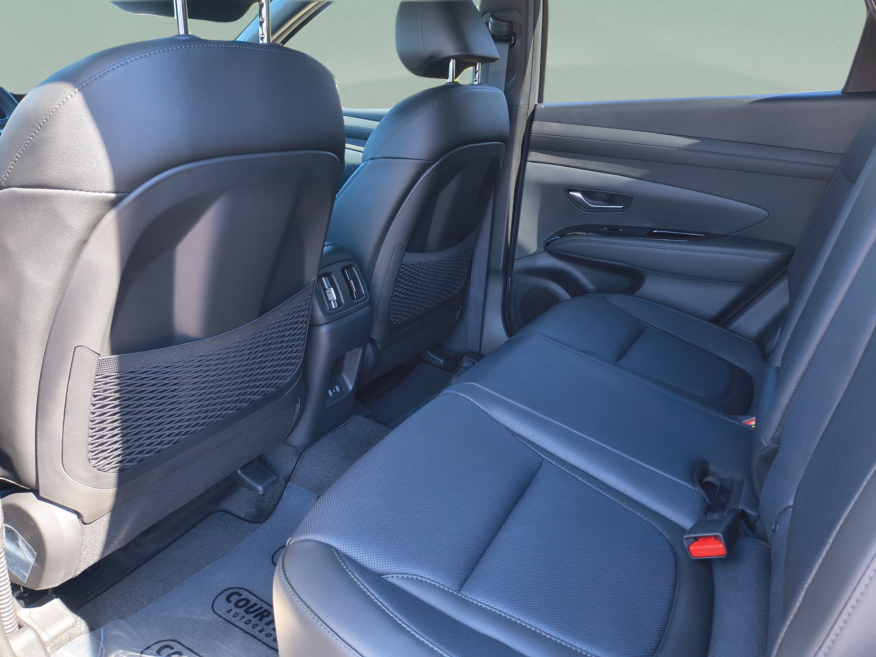New 2026 Hyundai Tucson Limited AWD/4WD image 13