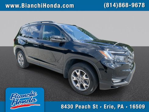 Used 2023 Honda Passport TrailSport image 1