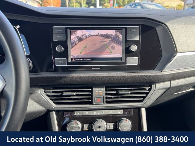 Certified 2023 Volkswagen Jetta SE FWD image 34