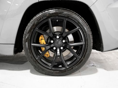 Used 2018 Jeep Grand Cherokee Trackhawk image 40