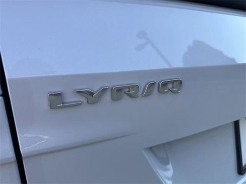 New 2026 Cadillac Lyriq Premium Luxury image 23