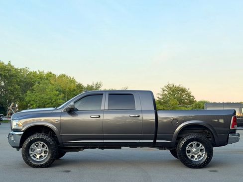 Used 2018 RAM 2500 Laramie AWD/4WD image 7