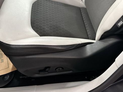 Used 2019 Jeep Compass Latitude w/ Popular Equipment Group image 19