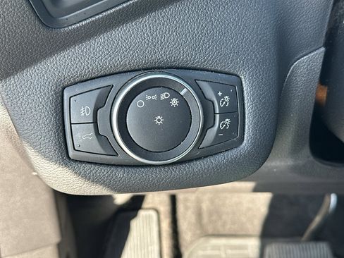 Used 2017 Ford Escape SE w/ Equipment Group 201A image 24