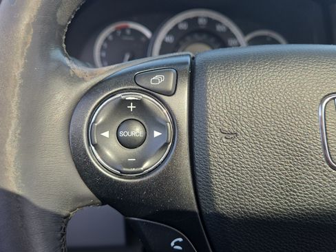 Used 2015 Honda Accord EX-L image 23