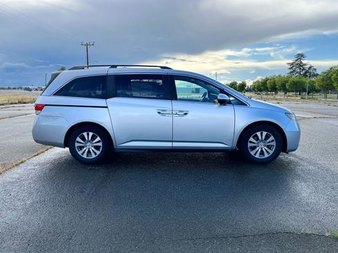Used 2014 Honda Odyssey EX-L image 4