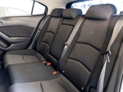 Used 2016 MAZDA MAZDA3 i Touring FWD image 21