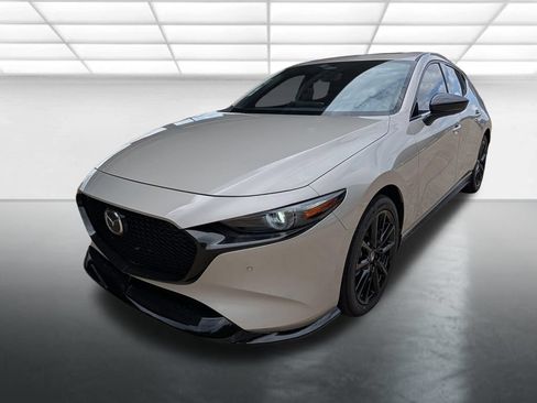 New 2026 MAZDA MAZDA3 Hatchback w/Premium Plus Pkg AWD/4WD image 28