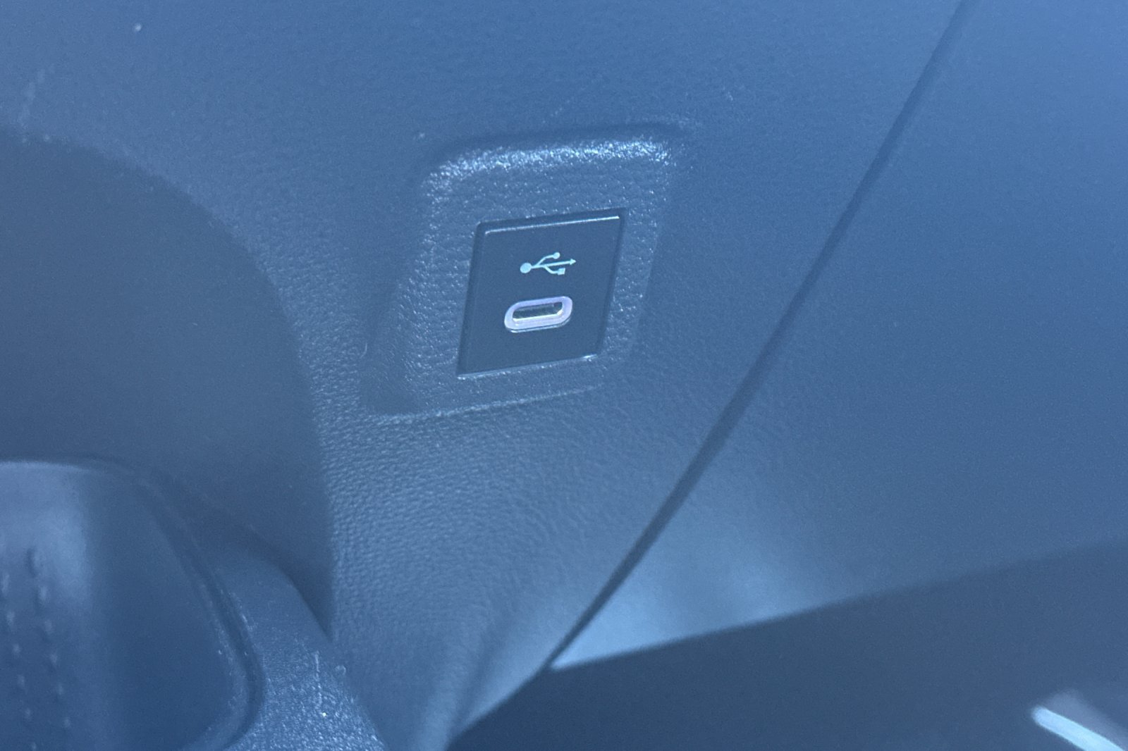 Used 2024 Toyota Corolla LE FWD image 42