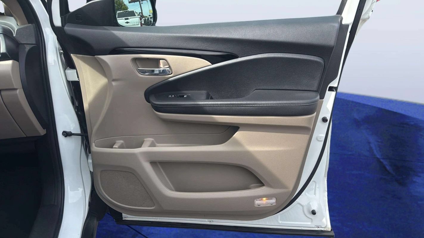 Used 2022 Honda Pilot Elite image 21