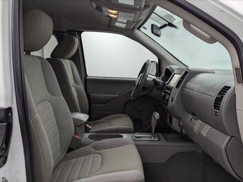 Used 2019 Nissan Frontier S image 16