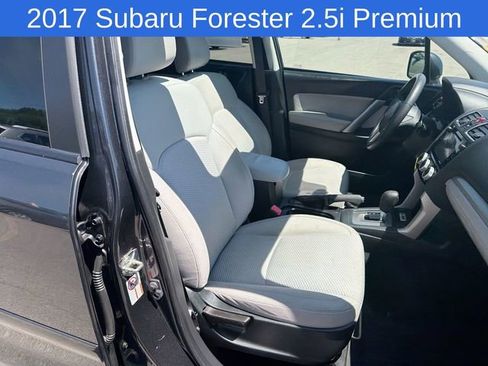 Used 2017 Subaru Forester Limited AWD/4WD image 24