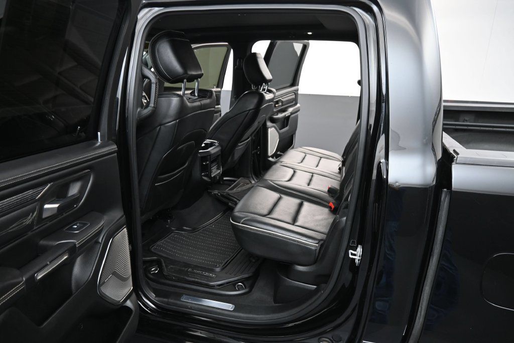 Used 2019 RAM 1500 Limited AWD/4WD image 10