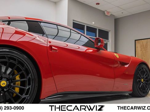 Used 2016 Ferrari F12 Berlinetta RWD image 34