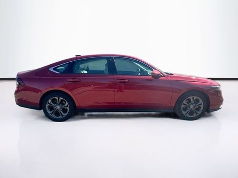 Certified 2023 Honda Accord EX image 7