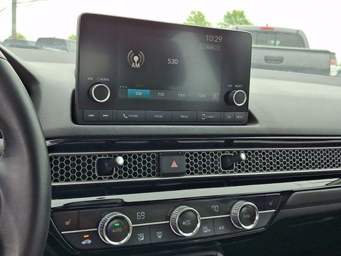Used 2024 Honda Civic EX image 18