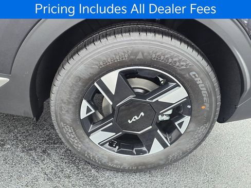 New 2026 Kia Sportage LX w/ LX Convenience Package FWD image 11