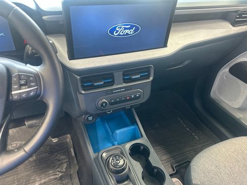 Used 2025 Ford Maverick XLT w/ Equipment Group 301A AWD/4WD image 5