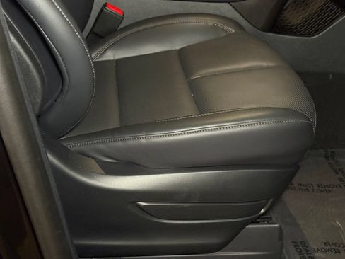 New 2026 Lincoln Aviator AWD image 9