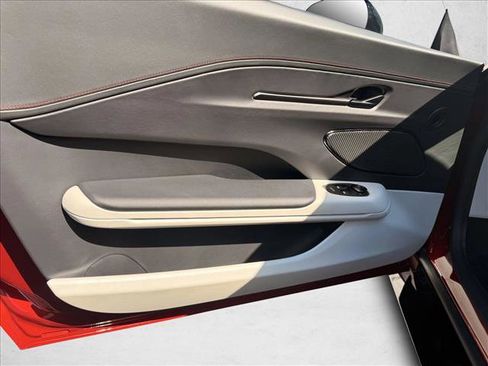 Used 2025 Aston Martin V8 Vantage image 13