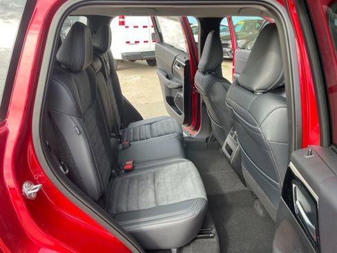 New 2026 Mitsubishi Outlander SE FWD image 26