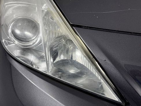 Used 2014 Toyota Prius V Two image 35