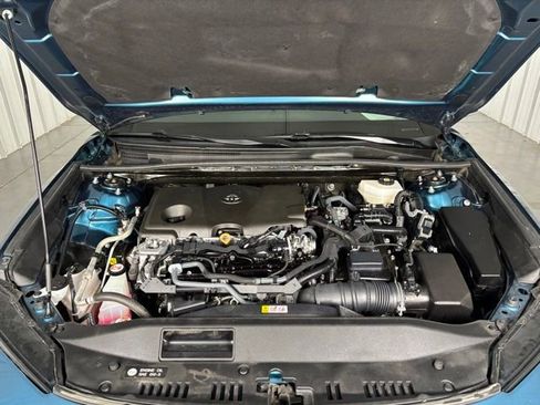 Used 2025 Toyota Camry LE image 30