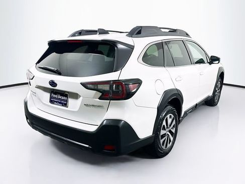 Certified 2024 Subaru Outback Premium AWD/4WD image 9