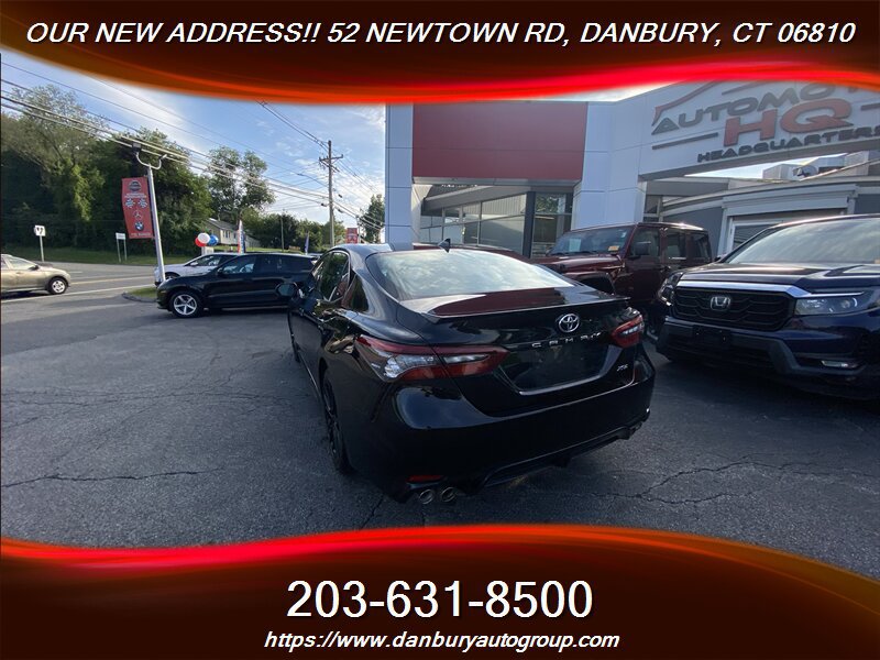 Used 2023 Toyota Camry XSE FWD image 4