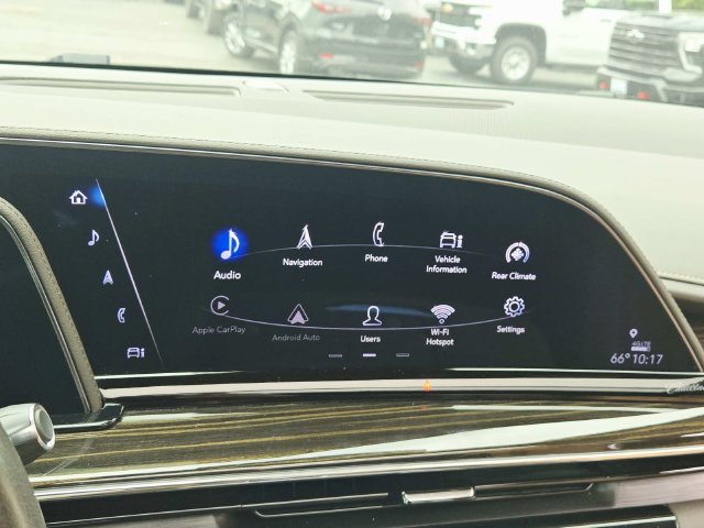 Certified 2022 Cadillac Escalade Premium Luxury w/ Performance Package AWD/4WD image 27