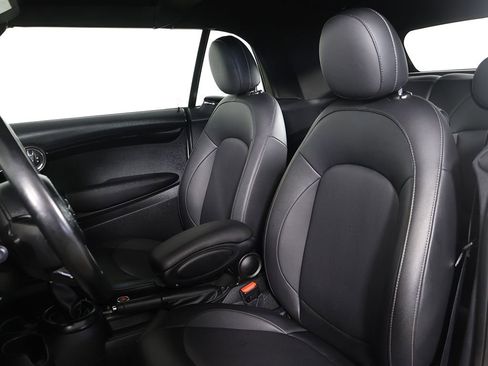 Used 2019 MINI Cooper Convertible FWD image 29