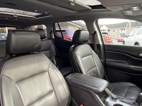 Used 2019 GMC Acadia SLT image 23