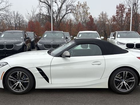 Used 2022 BMW Z4 M40i image 7