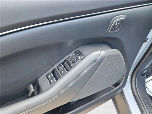 Used 2025 Ford Mustang Mach-E Select w/ Comfort Package Lite RWD image 13