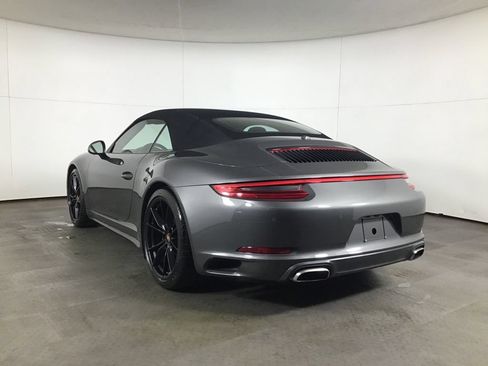 Certified 2017 Porsche 911 Carrera 4 AWD/4WD image 3