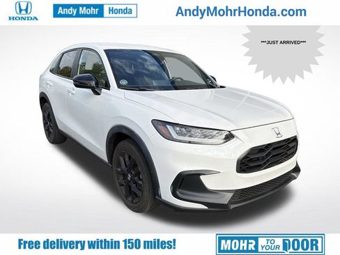 Used 2024 Honda HR-V Sport image 1