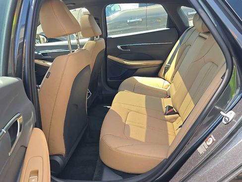 Used 2023 Hyundai Sonata Limited FWD image 14