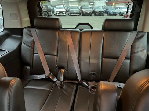 Used 2014 GMC Yukon Denali image 26