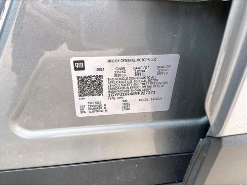 Used 2024 Cadillac XT4 Premium Luxury AWD/4WD image 31