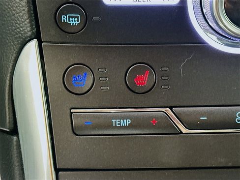 Used 2019 Ford Edge ST w/ Equipment Group 401A image 21