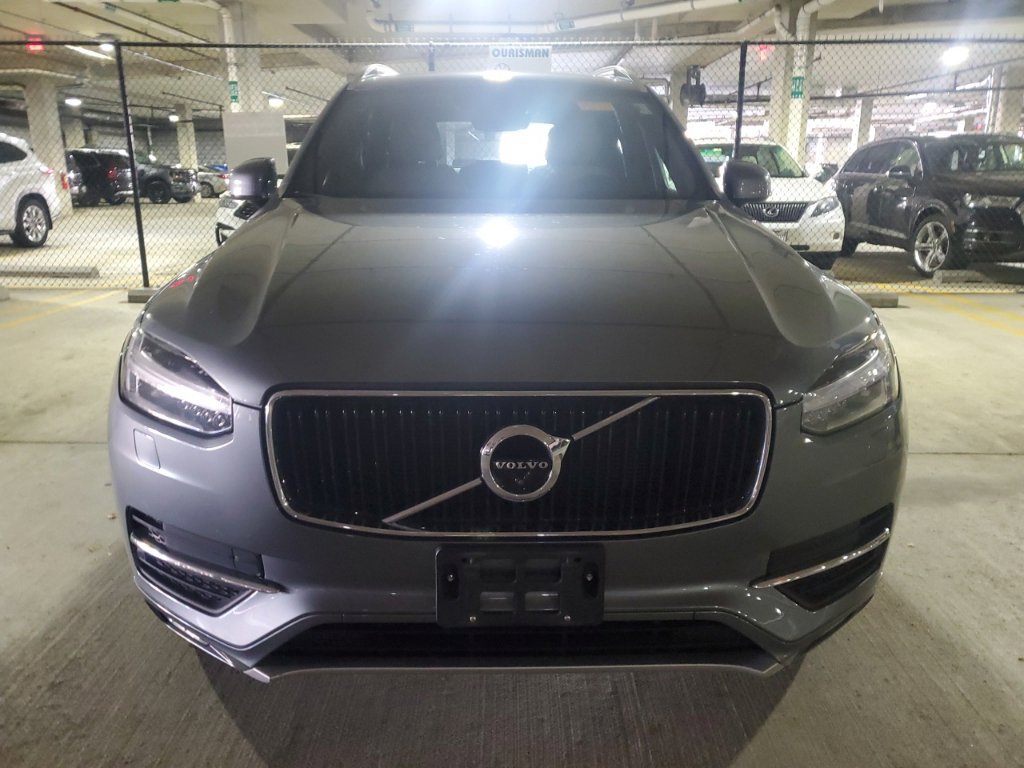 Used 2017 Volvo XC90 T6 Momentum w/ Vision Package AWD/4WD image 9