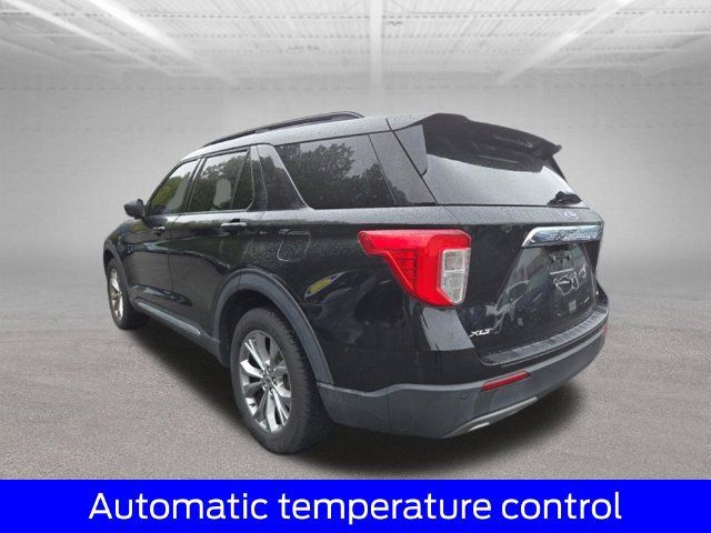 Used 2020 Ford Explorer XLT w/ Equipment Group 202A AWD/4WD image 7