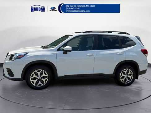 Certified 2024 Subaru Forester Premium AWD/4WD image 2