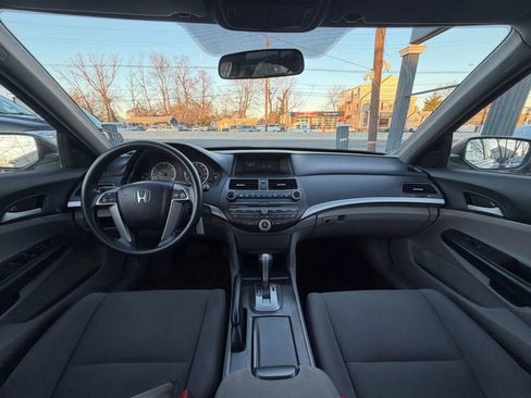Used 2012 Honda Accord LX image 25