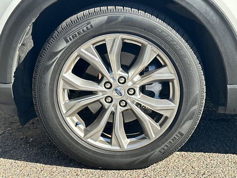 Used 2020 Ford Explorer Limited image 6