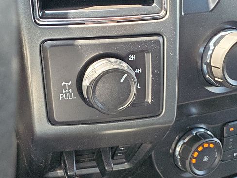 Used 2021 Ford F350 XLT w/ XLT Premium Package AWD/4WD image 29