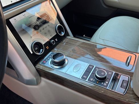 Used 2020 Land Rover Range Rover HSE AWD/4WD image 10